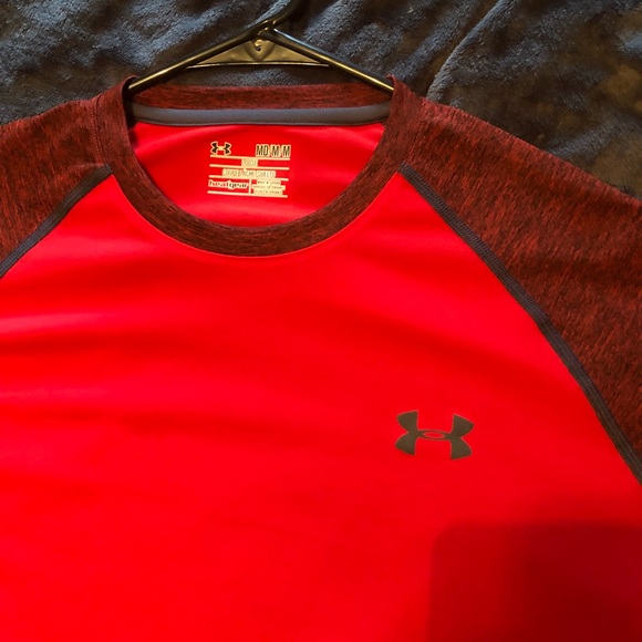 Under Armour shirt - Picture 2 of 2